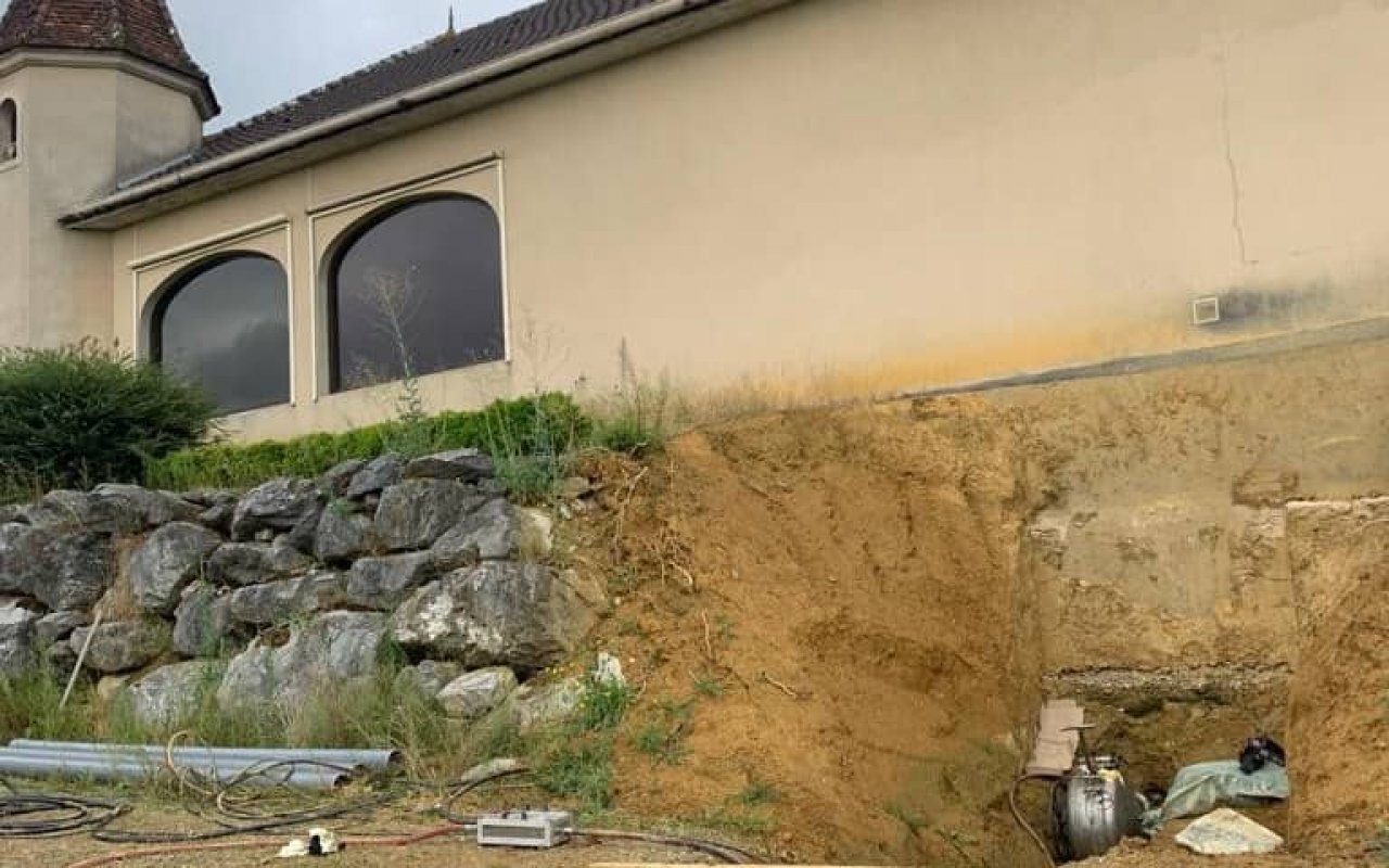 Réhabilitation d'une canalisation enterrée au château Laffite Teston - 2