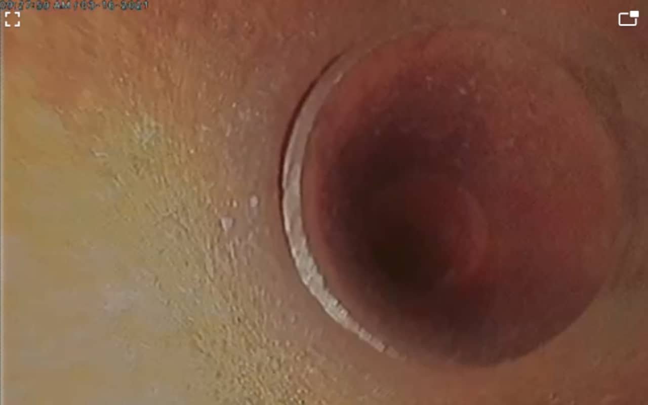 Réhabilitation par chemisage de 3 colonnes SDB-WC d’un bâtiment R+7 - 2