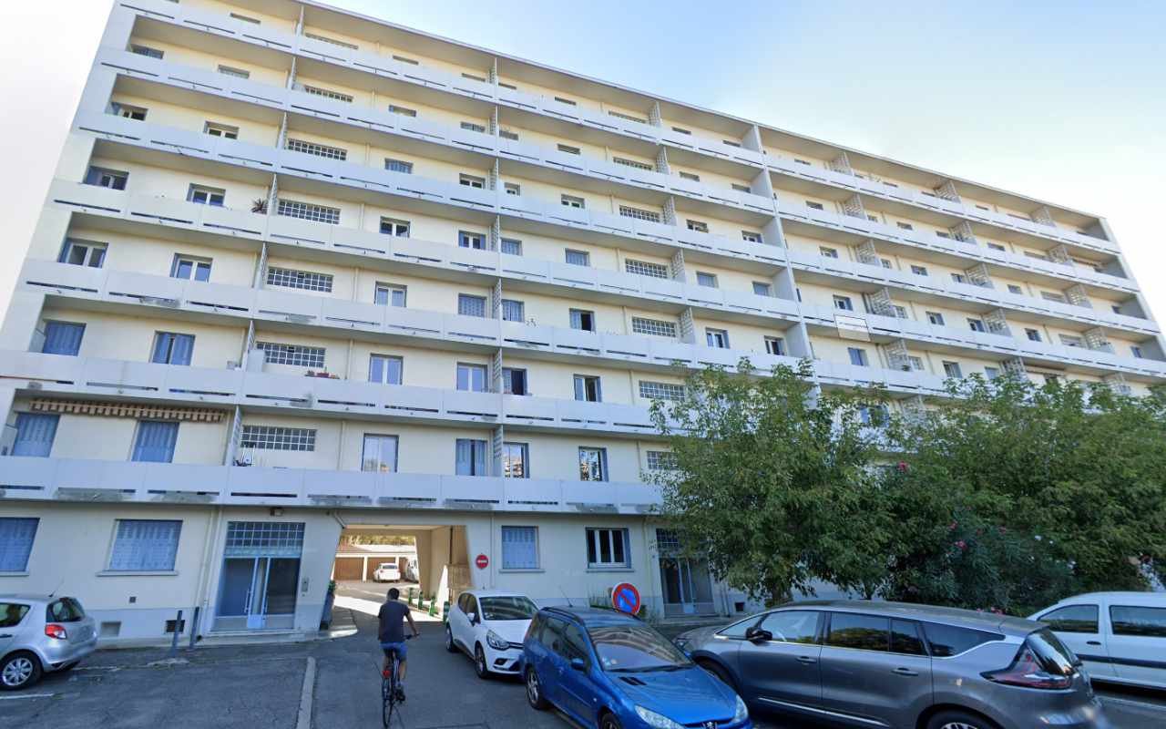 Réhabilitation de 4 colonnes en R+9 par an pendant 4 ans d'une copropriété à Toulouse